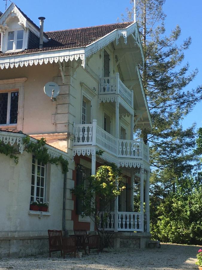 Manoir De L'Epine Bed & Breakfast Saint-Séverin Eksteriør bilde