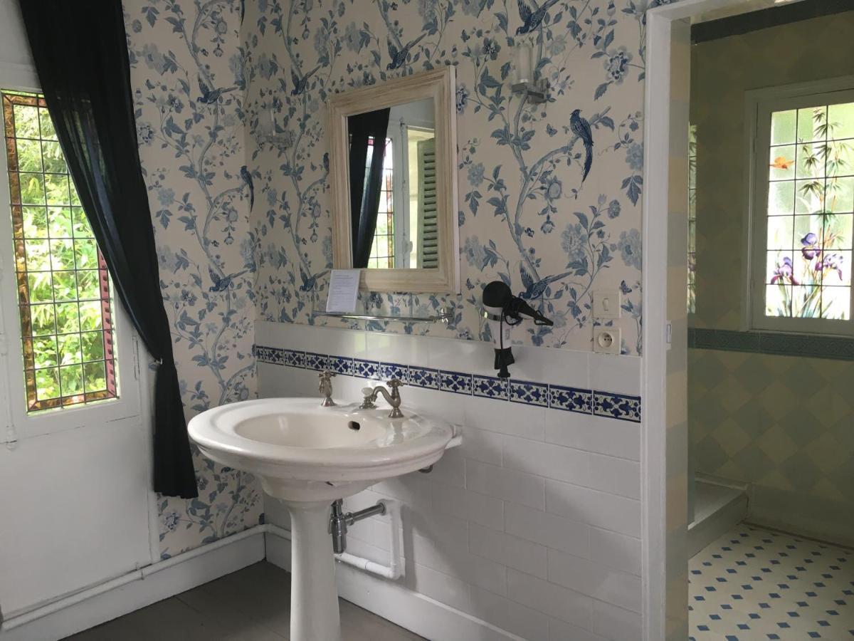 Manoir De L'Epine Bed & Breakfast Saint-Séverin Eksteriør bilde
